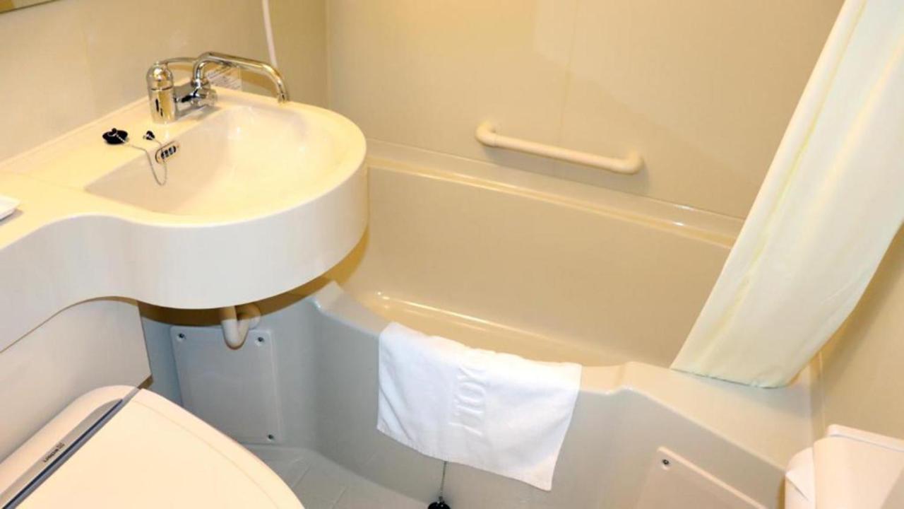 Toyoko Inn Sendai Eki Nishi Guchi Chuo Eksteriør billede